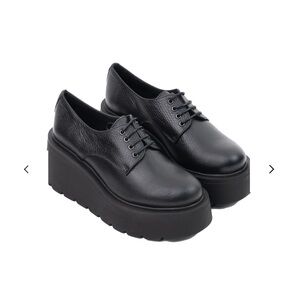 L'INTERVALLE Black Leather Platform Oxfords